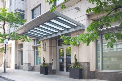 1 Huntington Ave, Boston MA  exterior