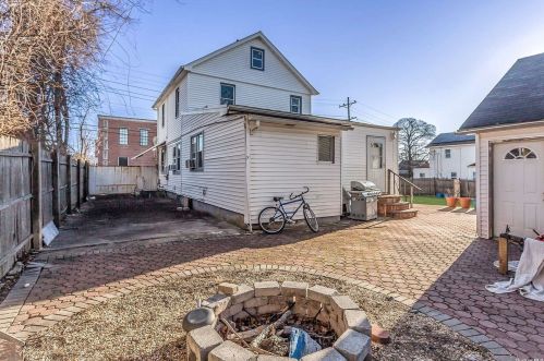 45 4 St, Huntington Station NY 11746-1441 exterior