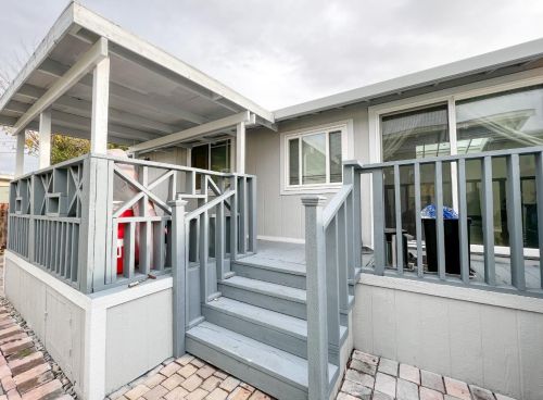 433 Chateau La Salle Dr, San Jose CA  95111-3036 exterior