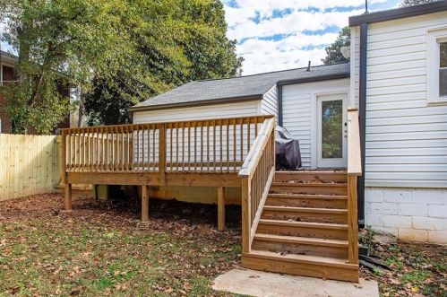 1385 Centra Villa Dr, Atlanta GA  30311-3423 exterior