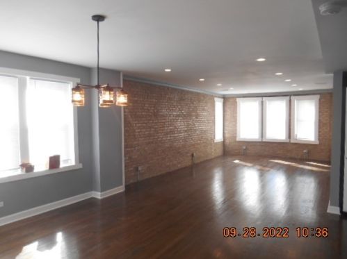 318 70 St, Chicago IL 60636-3151 exterior