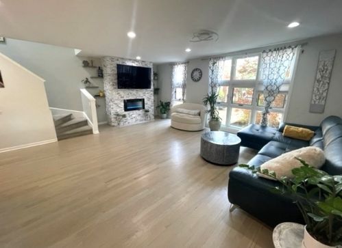 2397 Wayne Ave, Chicago IL  60614-3118 exterior