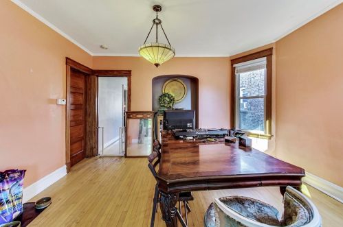 3831 Central Park Ave, Chicago IL 60618-4102 exterior