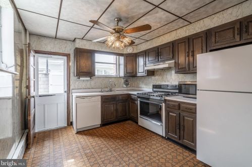 2618 16th St, Philadelphia, PA 19132-3909