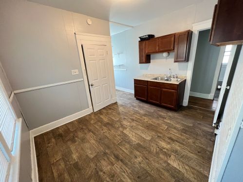 3153 33rd St, Milwaukee WI  53215-4272 exterior