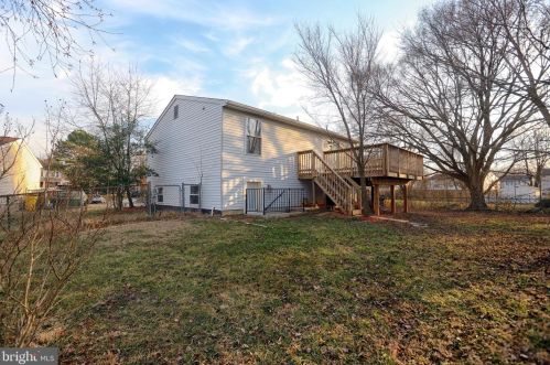 366 Beaghan Dr, Glen Burnie MD 21060-8238 exterior