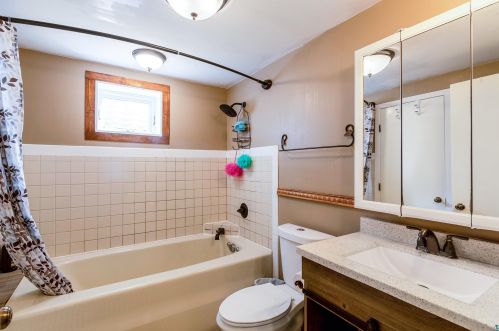 4286 Lavaque Rd, Duluth MN 55811-1303 exterior