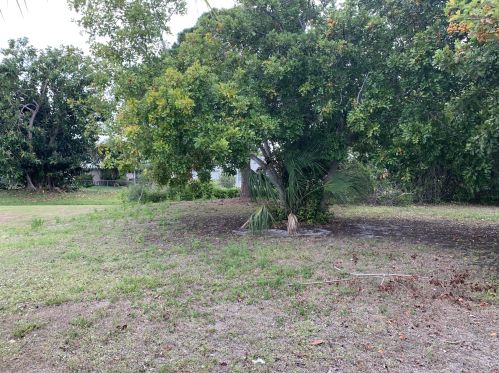 1508 Appamattox Ter, Fort Pierce FL 34952-7167 exterior