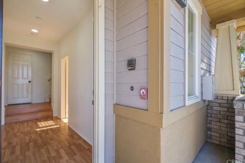 120 Liberty St, Tustin CA  92782-6515 exterior