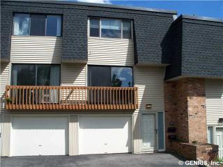 113 Penn Ln, Rochester NY  14625-2216 exterior