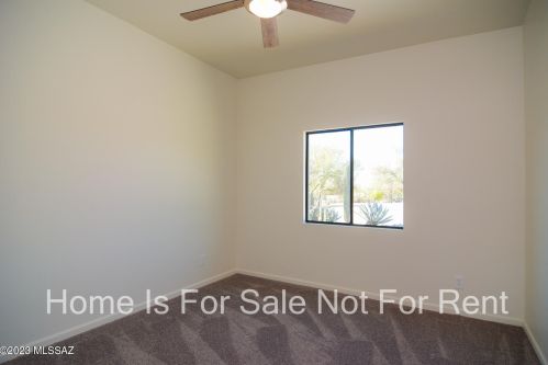 5690 Placita Amanecer, Tucson AZ  85718-4002 exterior