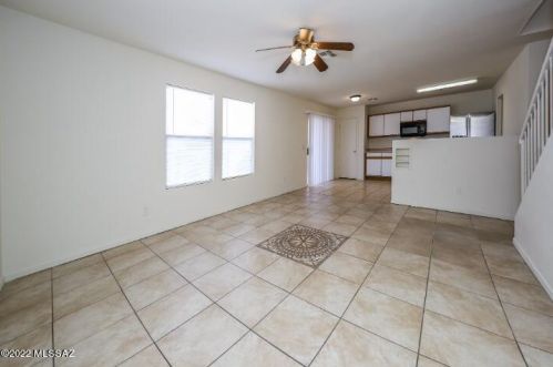 2103 Mcconnell Dr, Tucson AZ  85710-8091 exterior