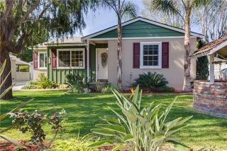 330 Myrtle Ave, Tustin CA  92780-2913 exterior