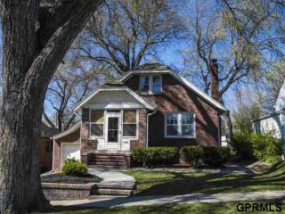 4680 Mason St, Omaha, NE 68106-2020