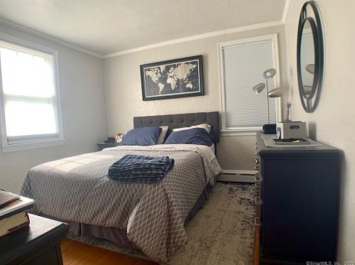 29 Cedar Crst Pl, Norwalk CT 06854-1402 exterior