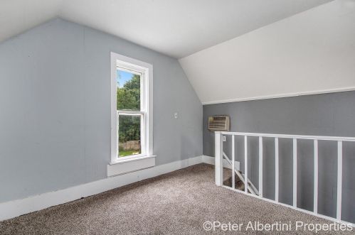 901 Broas St, Belding MI 48809-2233 exterior