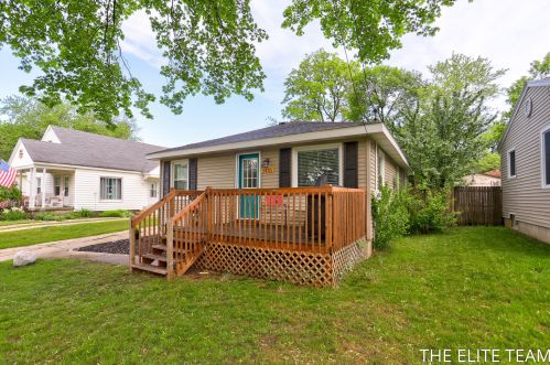 1431 Bradford St, Grand Rapids, MI 49503-1317