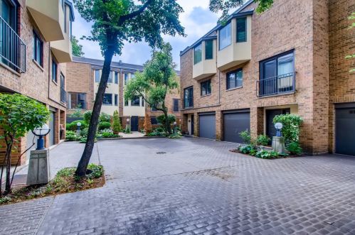 2043 Halsted St, Chicago, IL 60608-3448