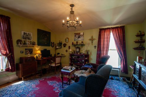 2735 State St, Milwaukee WI 53208-3549 exterior