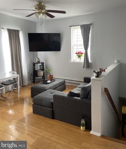 2126 16 St, Philadelphia PA 19121-1641 exterior