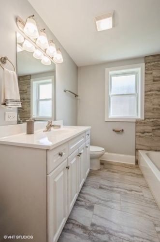 11227 King Dr, Chicago IL 60615-3537 exterior