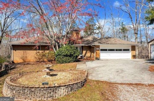 6230 Forest Village Dr, Gainesville, GA 30506-6031