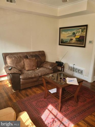 1938 Capitol Ave, Washington DC  20002-1729 exterior