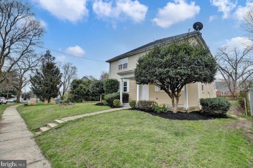 12108 Atherton Dr, Silver Spring, MD 20902-1061