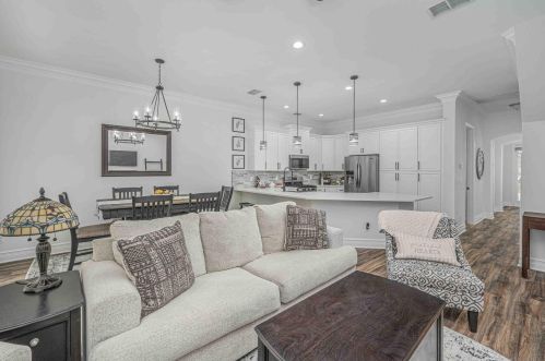 6117 Kendra Ln, Fort Pierce FL 34983-4140 exterior