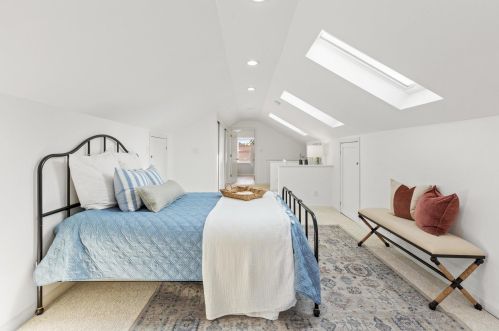 185 85th St, Milwaukee WI  53226-4601 exterior