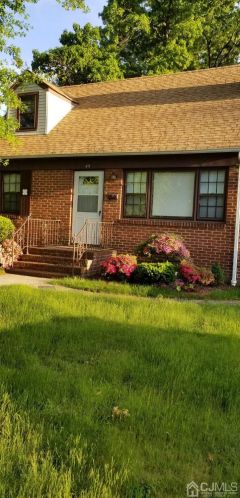49 Safran Ave, Edison, NJ 08837-3515