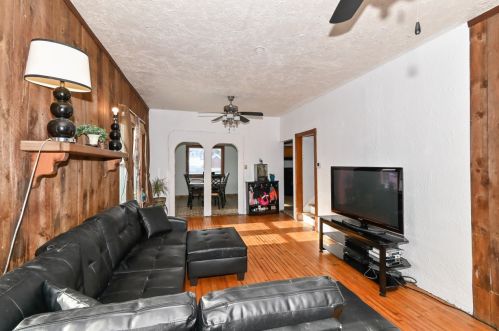 1813 59, Milwaukee WI 53214-5129 exterior