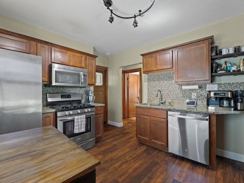 3412 8th St, Milwaukee WI 53206-0028 exterior