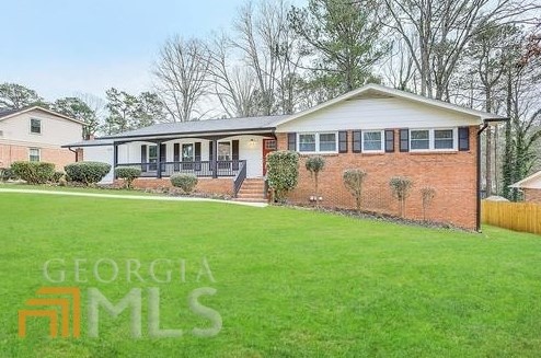 5115 Dublin Dr, Atlanta GA  30331-7804 exterior