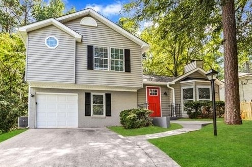 3728 Adamsville Dr, Atlanta GA  30331-3707 exterior