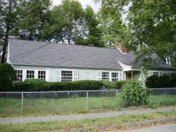49 Central St, Newton, MA 02466-2402
