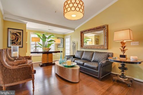 7524 Snowpea Ct, Alexandria, VA 22306-2250