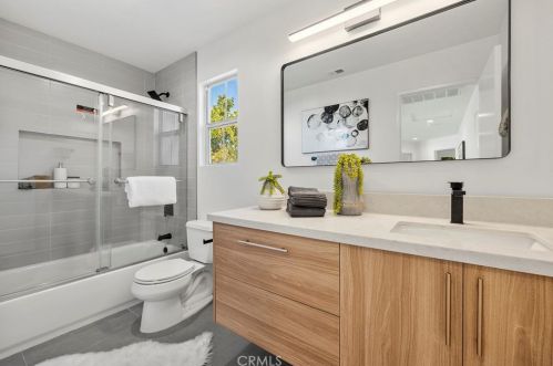 1347 Osborne Ct, Fullerton CA 92833-5068 exterior