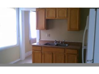 56 Windsor St, Springfield MA  01105-1937 exterior