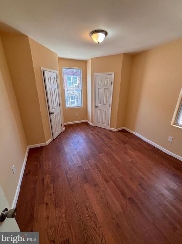 5810 Camac St, Philadelphia PA 19141-4123 exterior