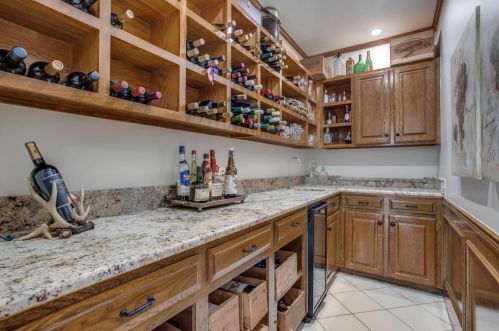 12524 Degas Ln, Dallas TX 75230-1752 exterior