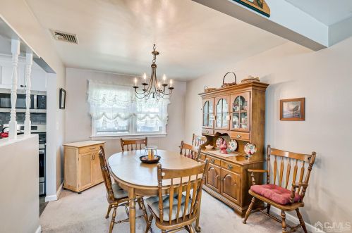 149 Vineyard Rd, Edison NJ 08817-4784 exterior