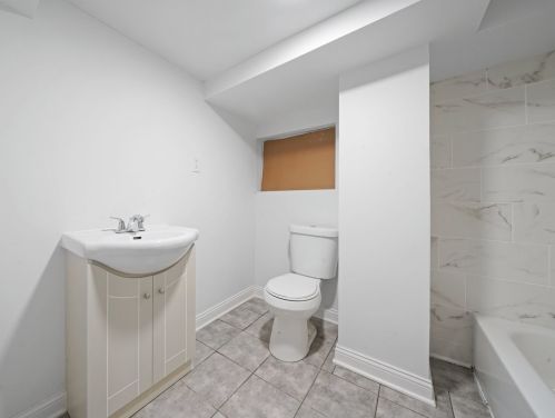 2102 71st St, Chicago IL  60649-2104 exterior