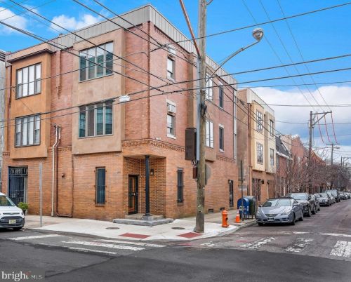 750 3rd St, Philadelphia, PA 19123-2904