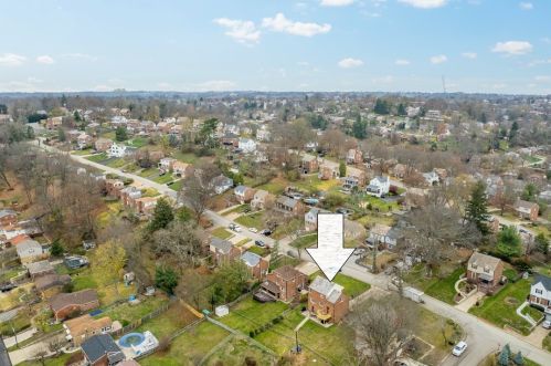 176 Columbia Dr, Pittsburgh PA 15236-4429 exterior