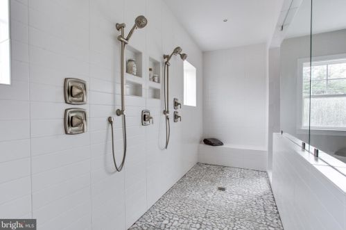 1978 Kirby Rd, Mc Lean VA 22101-5326 exterior