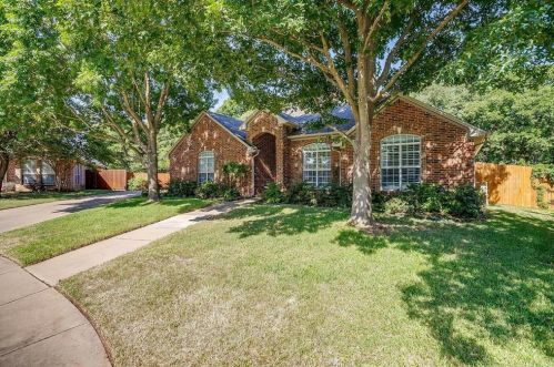 750 Shady Tree Ct, Burleson, TX 76028-4971