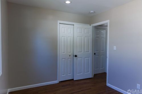 178 Louis Pl, Iselin NJ  08830-1236 exterior