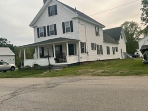 20 Penacook St, Concord, NH 03301-6427