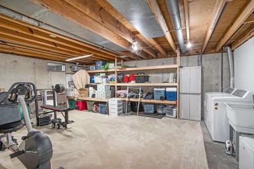 5163 Lewsinda Ave, Kalamazoo MI 49009-3823 exterior